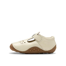 Clarks - Tiny Skip