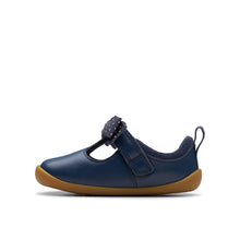 Clarks - Roamer Trim T