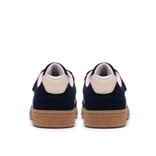 Clarks - Cypress Step Runner