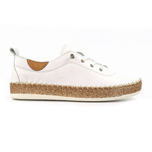 Lunar : Evie Leather Plimsoll
