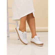 Lunar : Evie Leather Plimsoll