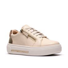 Clarks - Hollyrose Zip