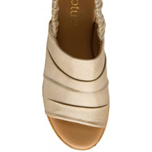 Lotus - Jessie Sandal