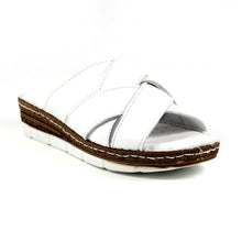 Lunar - Gwen Leather Sandal