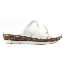 Lunar - Gwen Leather Sandal