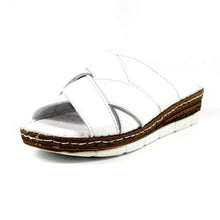 Lunar - Gwen Leather Sandal