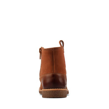 Clarks - Comet Style K