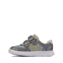 Clarks - Ath Wing T