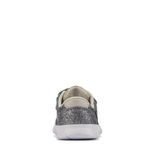 Clarks - Ath Wing T