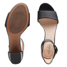 Clarks - Deva Mae