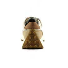 Lunar - Calvin Trainer