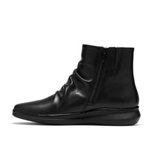 Clarks - Lynell Park Waterproof Boot