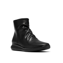 Clarks - Lynell Park Waterproof Boot