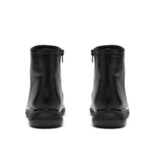 Clarks - Lynell Park Waterproof Boot