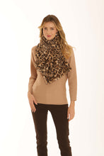 Pomodoro - Leopard Print Fur Scarf