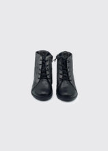 Suave - Pace Ankle Boot