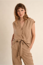 Molly Bracken - Sleeveless Top