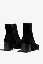 Regarde le Ciel - Millie Suede