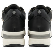 Lotus - Moore Runner