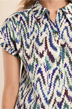 Molly Bracken - Short Sheeved Blouse