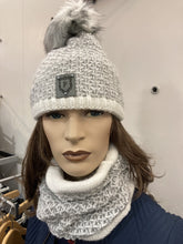 Perfect Nina Bobble Hat & Snood Set
