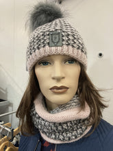 Perfect Nina Bobble Hat & Snood Set
