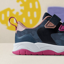 Clarks - Clowder Race T