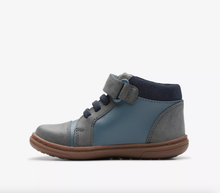 Clarks - Flash Retro T